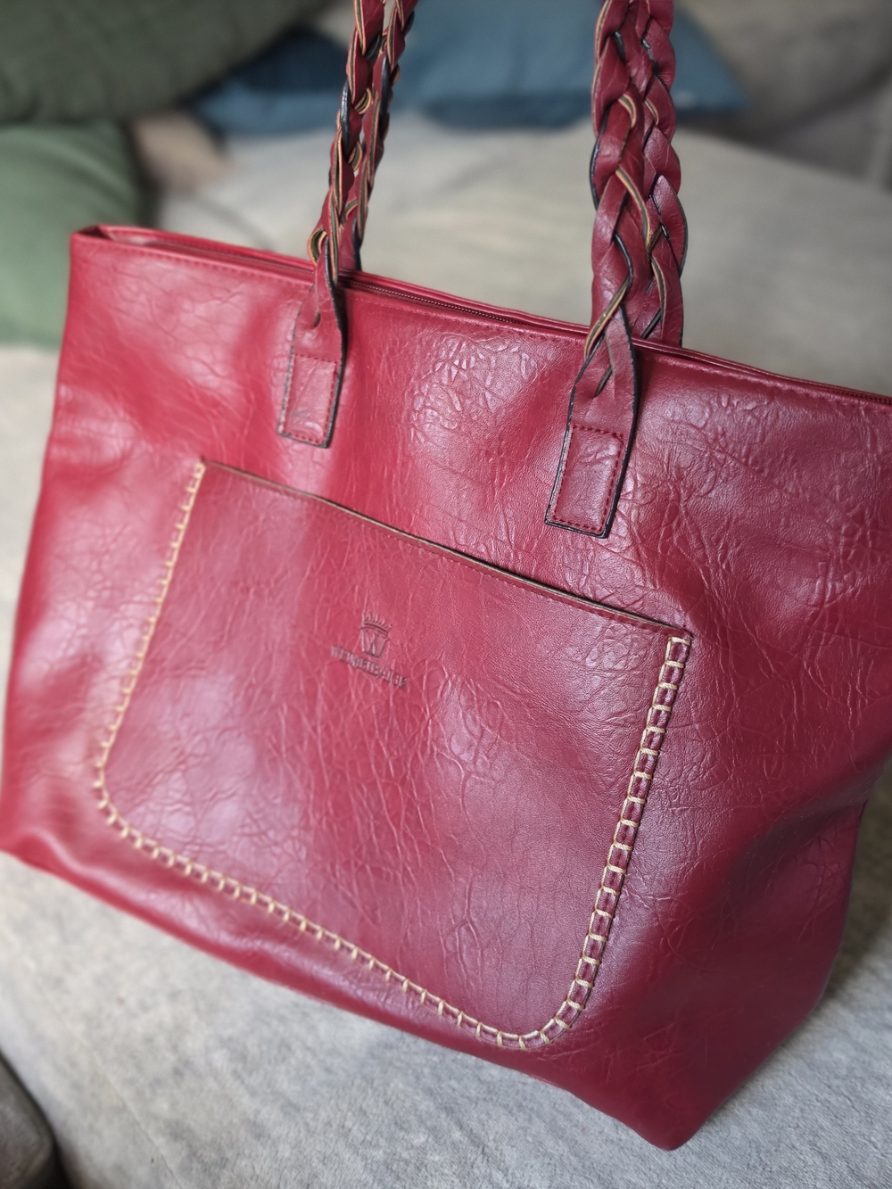 Weimeibaige oversized wine red faux leather tote bag